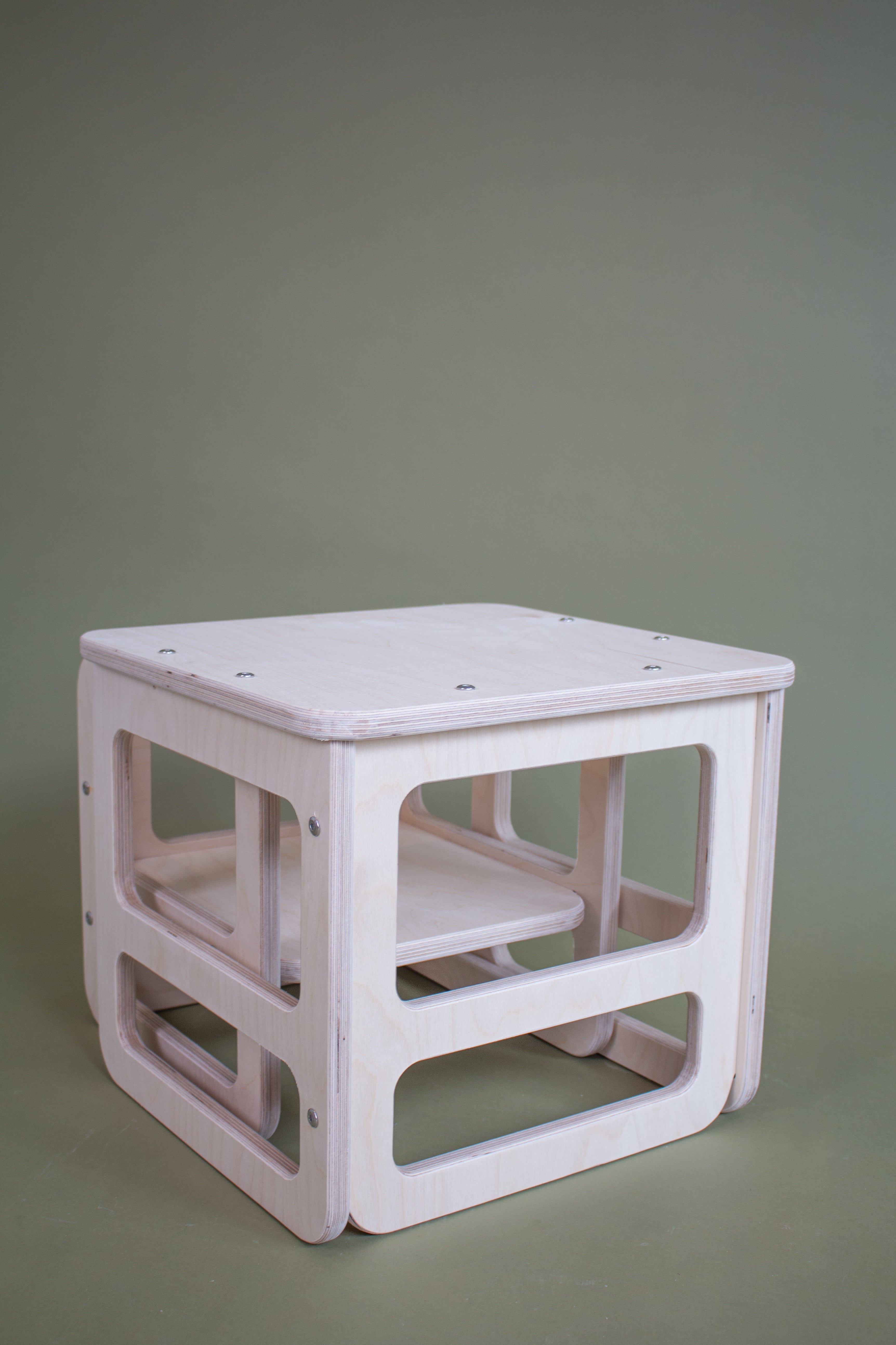 Teepu Taakaro | Activity Table Little Soldier Ltd